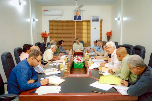 المحافظ لملس يشدد على ضرورة حماية ممتلكات المواطنين والممتلكات العامة بالعاصمة عدن