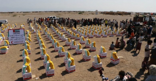 الهلال الإماراتي يطلق برنامجه الإغاثي في الحديدة