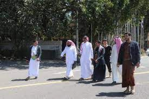 وكالة: محادثات سعودية حوثية "خلف أبواب مغلقة"
