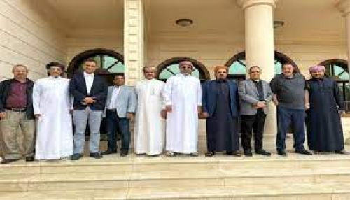لقاء هام يجمع الرئيس الزُبيدي بعدد من الوزراء والمحافظين الجنوبيين