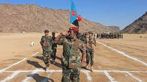 بحضور اركان قوات دفاع شبوة اللواء الاول يدشن العام التدريبي 2024