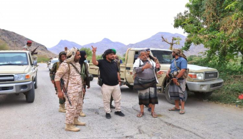 قيادة انتقالي شبوة تتفقد المواقع الأمامية لجبهات بيحان