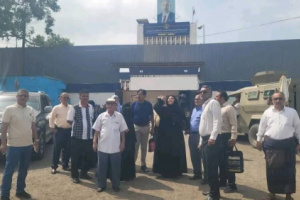 قوات العمالقة الجنوبية تغلق مقر الجمعية الوطنية الجنوبية بالتواهي 