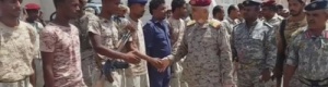 طائرة أمريكية بدون طيار تراقب قيادات ارهابية مطلوبة بمقر المنطقة العسكرية الأولى بسيئون وتحلق فوقها