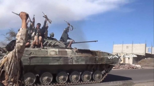 سلاح المقدشي الذي غنمه الحوثيون كفيل بتحرير بيت المقدس وليس بيت بوس فقط