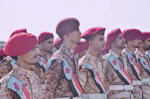 الأجهزة الأمنية في عدن تؤكد بأنه لا صحة لعصيان مدني وعسكري 