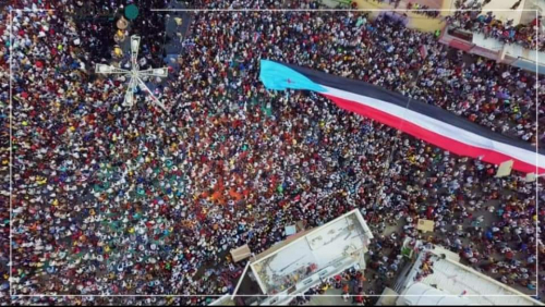 &rlm;بن فائض: حضرموت ستكون ضمن دولة جنوبية فيدرالية &rlm;طبقا للإرادة الشعبية