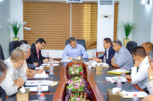 لملس يترأس الاجتماع الدوري لمدراء المديريات والمكاتب الخدمية بالعاصمة عدن