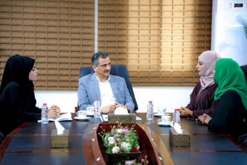 لملس يلتقي مديرات الثقافة والإعلام وتنمية المرأة ويحث على العمل والابداع والاستفادة من الكوادر ورعاية المبدعين 