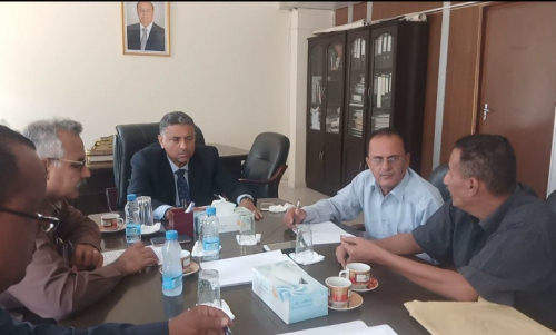 رفع تقرير نهائي إلى محافظ عدن بشأن منشأة كالتكس لتموين البواخر