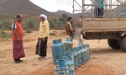 خليفة الإنسانية تمد مناطق سقطرى بالغاز المنزلي