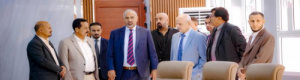 الرئيس القائد عيدروس الزُبيدي يتفقد سير العمل في الجمعية العمومية