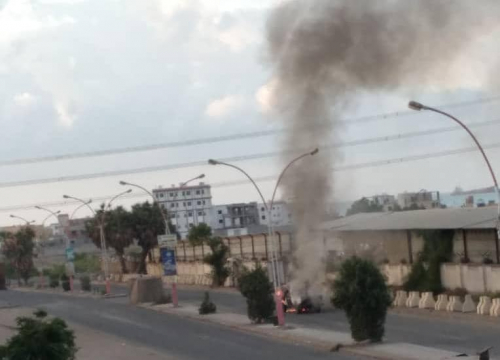 إلى المتقاتلين في عدن.. هناك من يتربص بكم وسيحولكم إلى هنود حمر