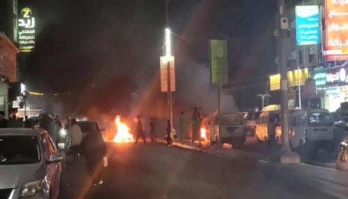 احتجاجات في عدن على خلفية الانقطاع الكلي خدمة الكهرباء