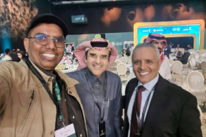 من يزعم "مليونيات الذكاء الاصطناعي" يكشف سقوطه الأخلاقي قبل الإعلامي.. كـ "تفسير الشمس ضوءا صناعيا"