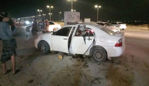 عاجل: قذيفة صاروخية من طائرة مسيّرة تستهدف سيارة مدينة في كورنيش الغيضة