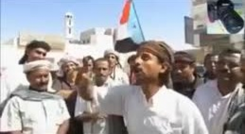 والله يا من باع خوته من مئة ** الصبح عاده بايبيع أم العيال