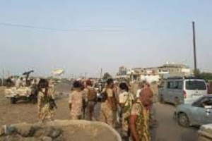 عاجل: قرارات أبو زرعة تفجر قتالاً بين ألوية عسكرية في أبين