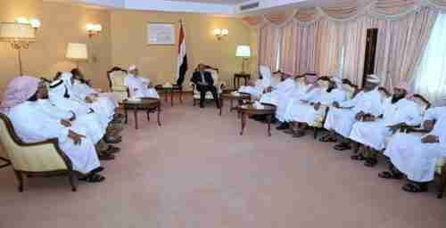 أحد أذيال الإخوانجية يرسل شباب من أبناء حضرموت دورات خارجية لانعلم ماهي اجندتها وأهدافها ..