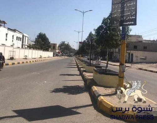 الوضع في عدن مستتب والحياة طبيعية بفعل جهود كافة الأجهزة الأمنية وبدعم قيادة التحالف وكل المخلصين بالمدينة