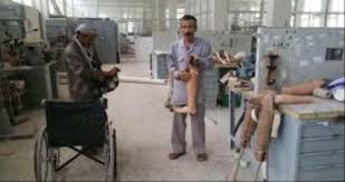 الإمارات دور أنساني لمن عجزهم الحرب عن الحركة