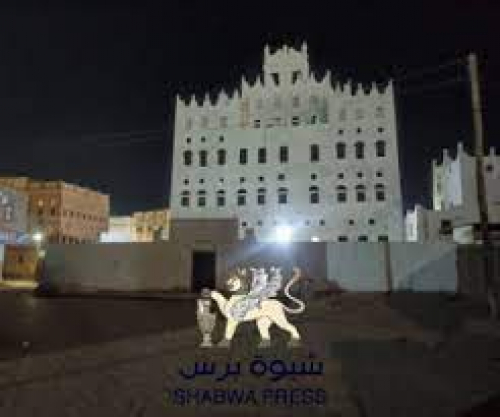 أكاديمي: عاصمة شبوة عتق تتعرض لكارثة بيئية