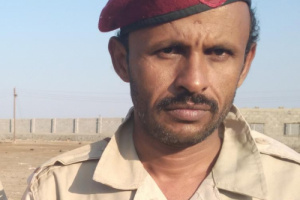 قيادي في المقاومة الجنوبية يدعو الى اغلاق المنافذ وترحيل اليمنيين