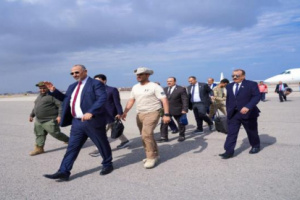 الزبيدي يخلى سبيله من الاقامة الجبرية (توثيق)
