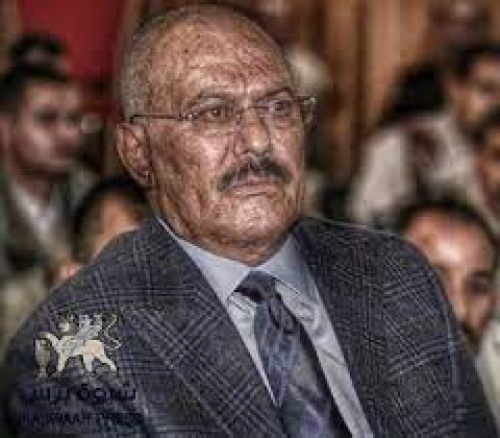 رقصات عفاش وهروب الرموز الحزبية والتخلي عن الجمهورية والشعب وحيرة المواطن.