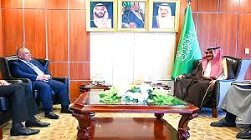 السعودية تؤكد دعمها لتنفيذ خارطة الطريق في اليمن