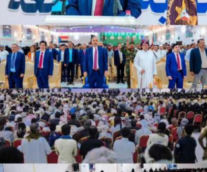 الاعلام المعادي خدم الانتقالي والزبيدي في زياراته الجنوبية