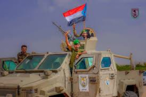  استشهاد جندي جنوبي وإصابة 5 في هجوم حوثي بشبوة