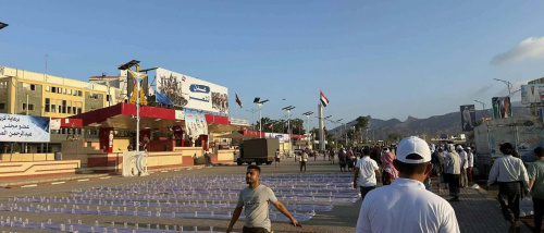 "ما علاقة صور الزبيدي بإفطاركم".. الدباني ينتقد تسييس الإفطارات واستغلال الرمزية السياسية