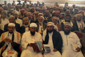 &rlm;لماذا لا يمكن أن تكون السلفية بديلاً كاملاً للإخوان في اليمن؟