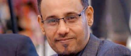 محافظ عدن يهدد إعلامي بالحبس.. سقوط أخلاقي وسياسي يكشف عقلية البلطجة وقمع الكلمة