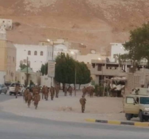 حالة إحتقان وغليان شعبي بوادي حضرموت عشية وصول تعزيزات عسكرية كبيرة تمهيدا لحماية جلسة البرلمان