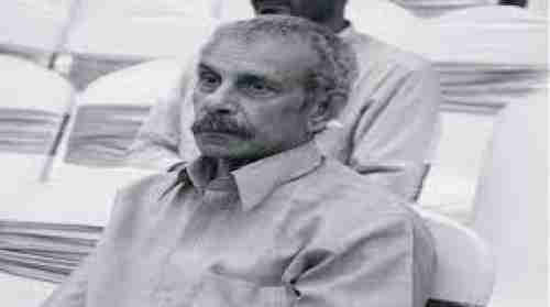 إلى القاصة والأديبة "د.هدى العطاس".. وإلى روح رفيقي الأديب والقاص "ميفع عبدالرحمن" . 