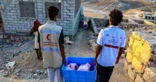 بدعم هلال الإمارات....تواصل توزيع وجبات افطار الصائم بمحافظة حضرموت