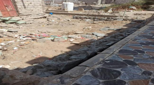 الغزاة اللغالغة في عدن يعتدون على مسجد الشيخ زايد بن سلطان 
