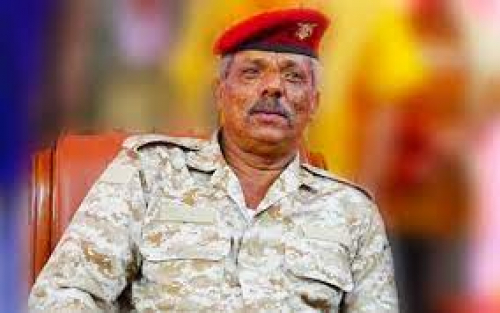 النيابة تتهم محافظ لحج ومدير الأراضي بالاعتداء على ملك الغير.