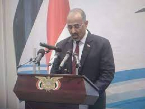 صحفي يمني بارز يعلق على قسم الرئيس الزبيدي 