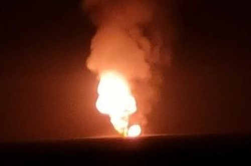 بعد أيام من إطلاق عناصر القاعدة من سجن سيئون.. استهداف أنبوب غاز شبوة يتفجير إرهابي 