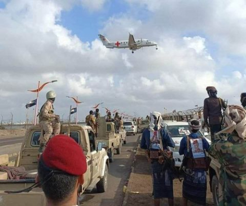 عاجل: وصول طائرة تقل اللواء محمود الصبيحي الى مطار عدن