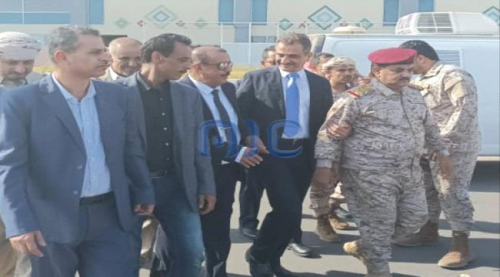 بن بريك ولملس يتقدمان مستقبلي اللواء بمطار عدن