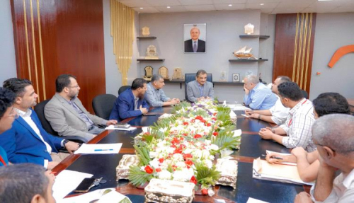 لملس يوجه بتفعيل الدور الرقابي وأداء الكوادر في القطاع الصحي