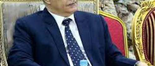 مستشار رئيس مجلس القيادة الشيخ المفلحي يعزي في وفاة المناضل اللواء محمد المسلمي