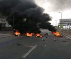 احتجاجات غاضبة في عدن ولحج وأبين رفضًا للانهيار الخدمي والمعيشي