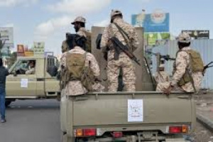 عاجل: انتشار عسكري واسع وإغلاق طرق التواهي ومنع آلاف المتظاهرين من الوصول لمقر الفعالية