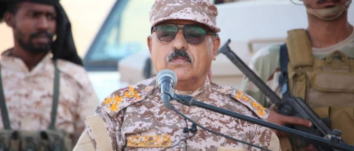 حملة ممنهجة تستهدف المعاري.. إشادة بدوره في حقن الدماء ورفض الانزلاق للفوضى