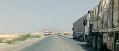 قبائل المهرة تتوعد بقطع شريان تجارة الحضارم رداً على حجز ناقلات نفط المحافظة